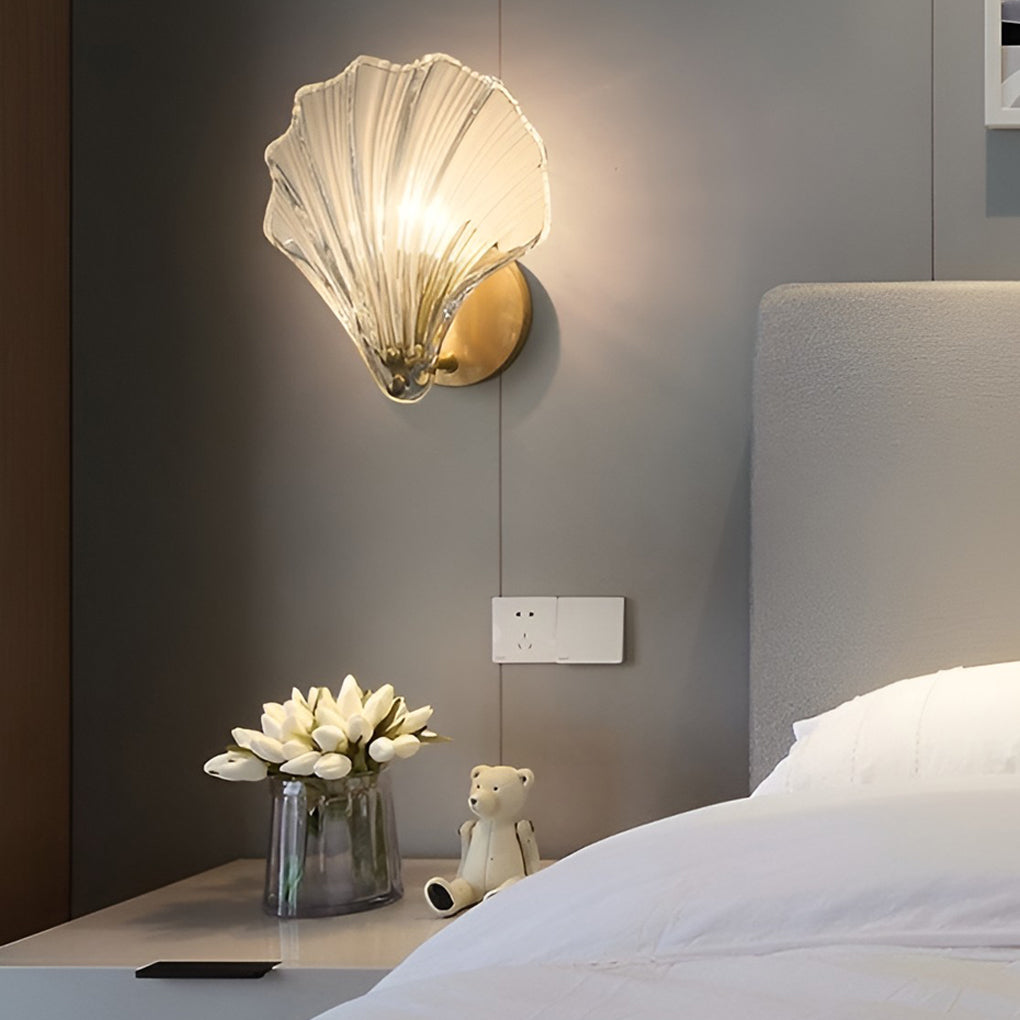 Seashell-Shaped Glass Wall Lamp Elegant Modern LED Decorative Fixture