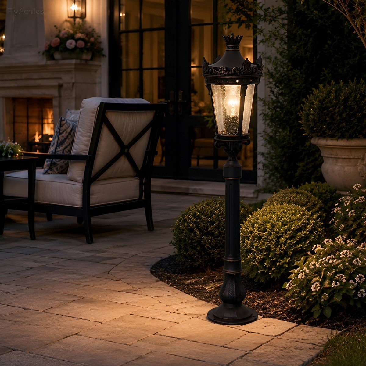 Classic Vintage European Lantern Pathway Bollard Light