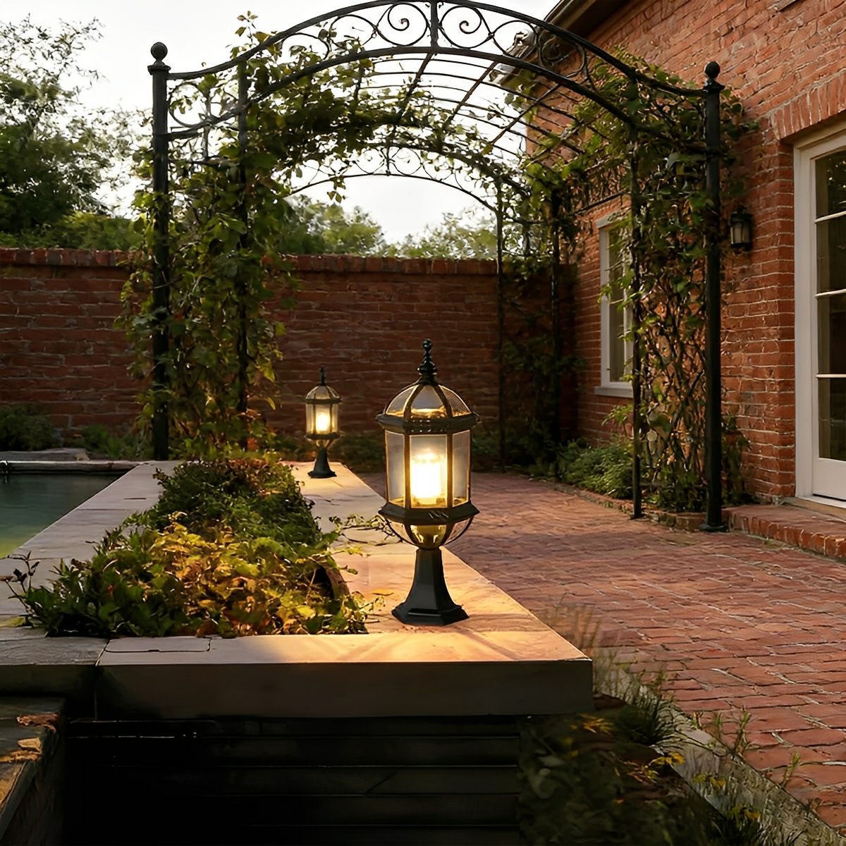 Nordic Vintage Waterproof LED Outdoor Post Lights