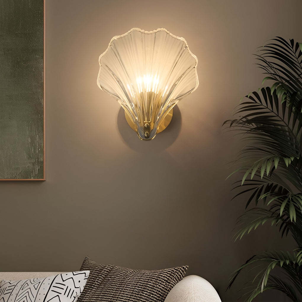 Seashell-Shaped Glass Wall Lamp Elegant Modern LED Decorative Fixture