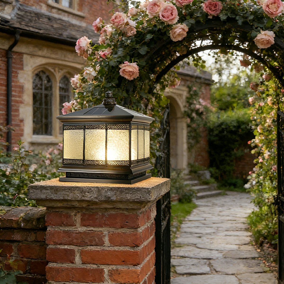 Vintage Waterproof Tower Shape Fence Outdoor Post Caps Lights