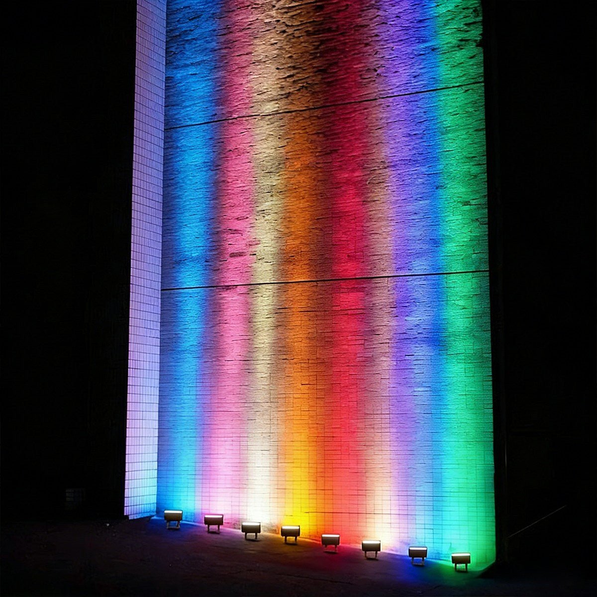 Waterproof Outdoor LED Spot Lights - IP67 Super Bright Exterior Light
